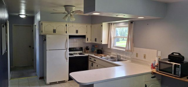 863 West STREET, Watertown, WI 53094