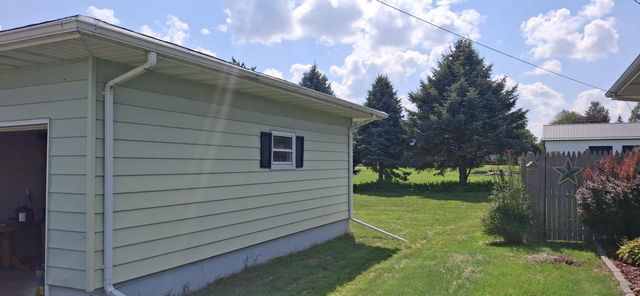 863 West STREET, Watertown, WI 53094