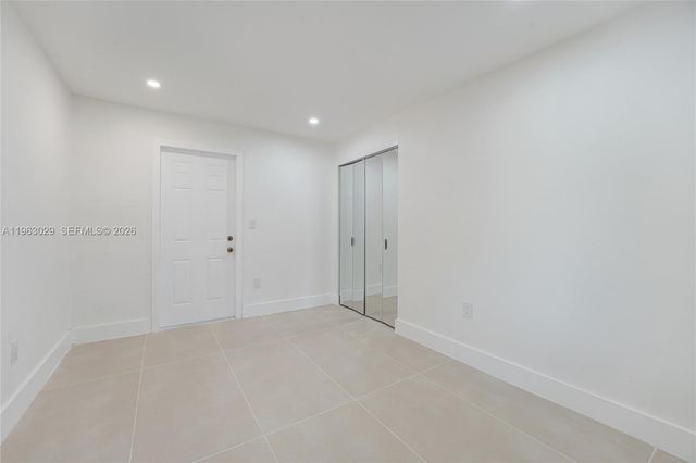 1065 NW 50th St, Miami, FL 33127