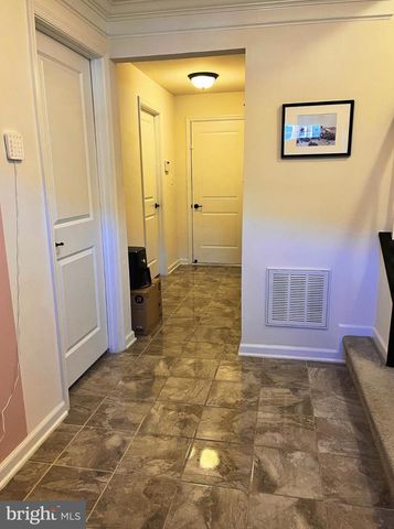 5428 STREAM BANK LN, Greenbelt, MD 20770