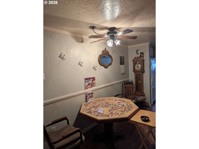 -1 S MAIN St, Union, OR 97883