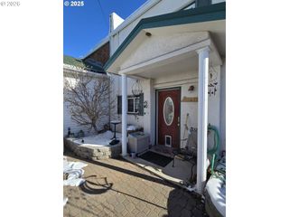 -1 S MAIN St, Union, OR 97883