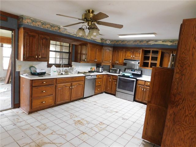 16085 S Highway 265, West Fork, AR 72774