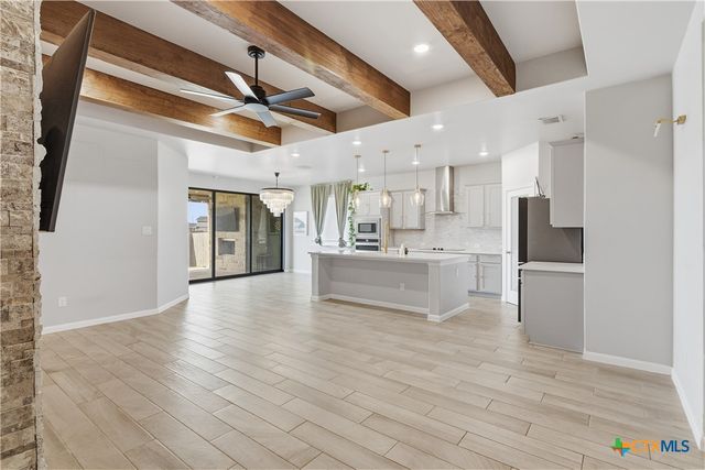 3809 Donald Drive, Seguin, TX 78155