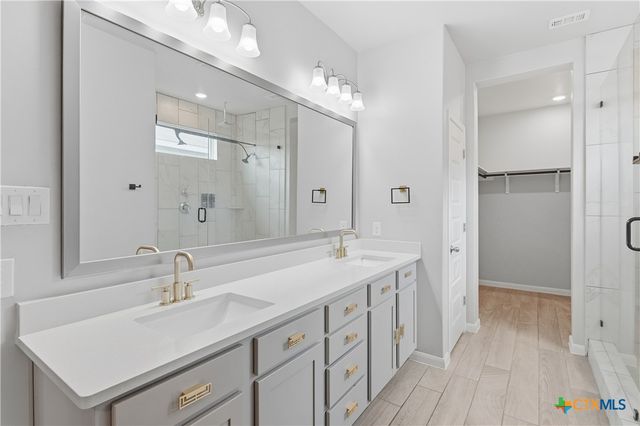 3809 Donald Drive, Seguin, TX 78155