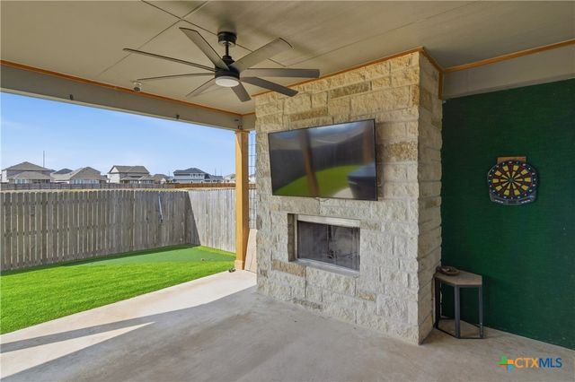 3809 Donald Drive, Seguin, TX 78155