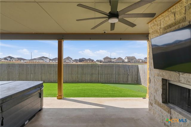 3809 Donald Drive, Seguin, TX 78155