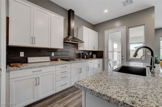 10241 Skye Run Avenue, Las Vegas, NV 89166