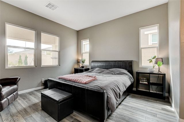10241 Skye Run Avenue, Las Vegas, NV 89166