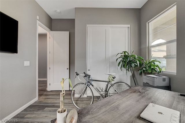 10241 Skye Run Avenue, Las Vegas, NV 89166