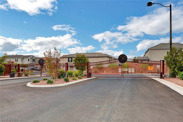 10241 Skye Run Avenue, Las Vegas, NV 89166
