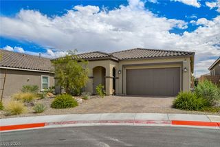 10241 Skye Run Avenue, Las Vegas, NV 89166