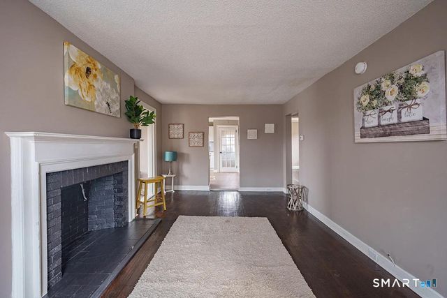 73 Silver Street, Middletown, CT 06457
