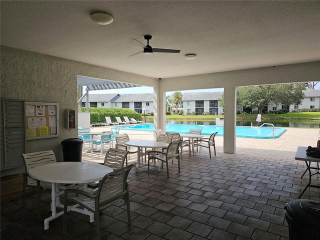 11201 122ND AVENUE 126, Largo, FL 33778
