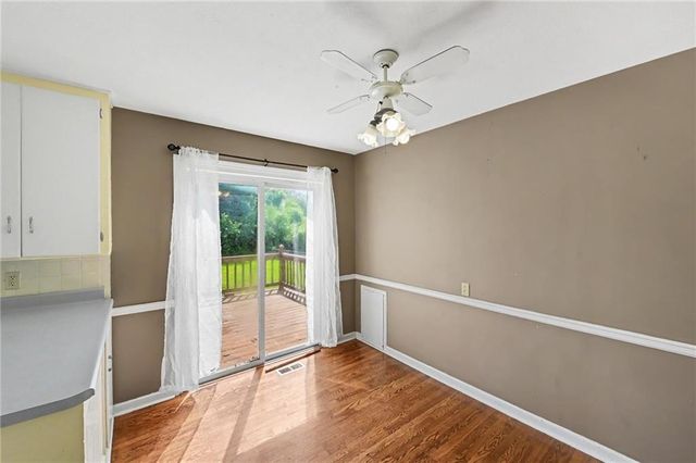 9517 Summit Street, Lenexa, KS 66215