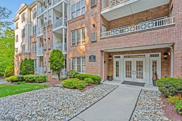 8311 Sanctuary Blvd, Riverdale Boro, NJ 07457