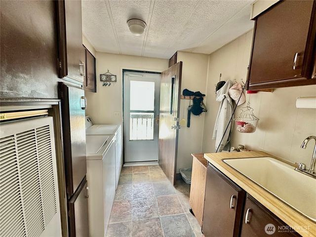 4317 Hamilton Drive, Oak Harbor, WA 98277