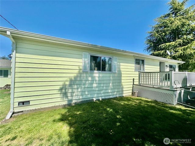 4317 Hamilton Drive, Oak Harbor, WA 98277