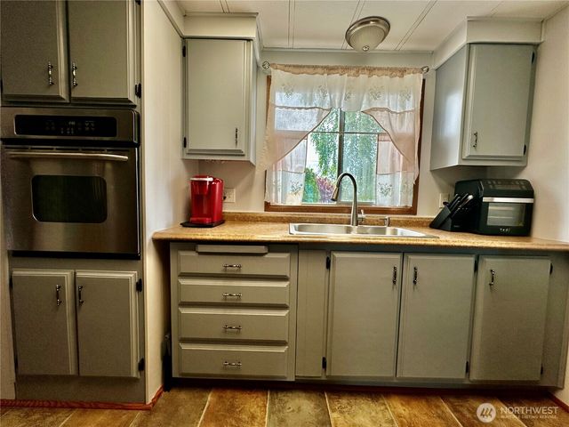 4317 Hamilton Drive, Oak Harbor, WA 98277
