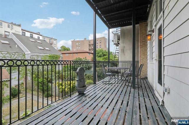 204 Garden Street 1, Hoboken, NJ 07030