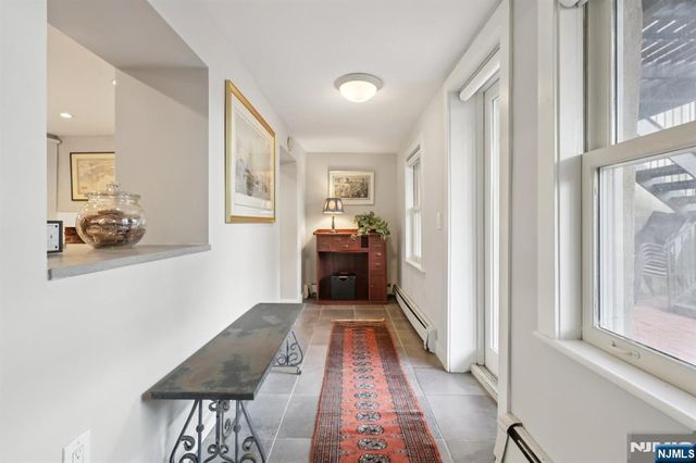 204 Garden Street 1, Hoboken, NJ 07030