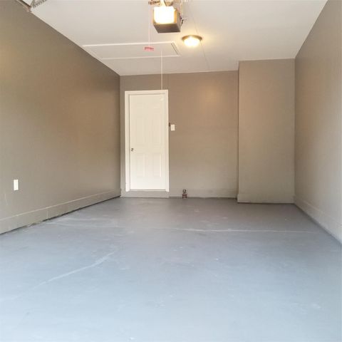 5910 Van Fleet Street, Houston, TX 77033