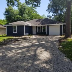 5910 Van Fleet Street, Houston, TX 77033