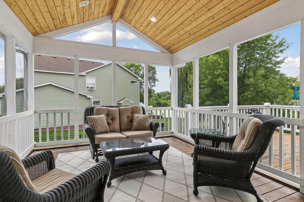 957 Lake Ridge Bay, Woodbury, MN 55129 — photo 4