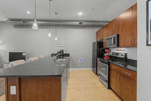 437 Monroe Ave Apt 106, Memphis, TN 38103