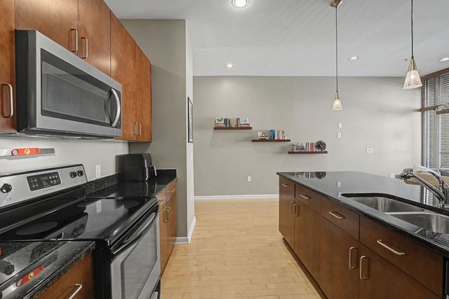 437 Monroe Ave Apt 106, Memphis, TN 38103