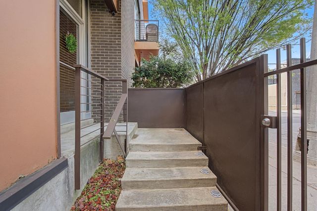 437 Monroe Ave Apt 106, Memphis, TN 38103