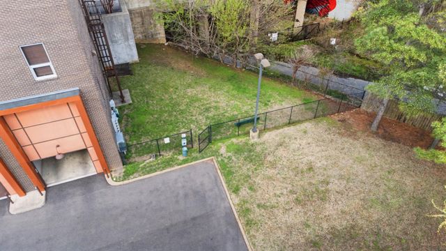 437 Monroe Ave Apt 106, Memphis, TN 38103