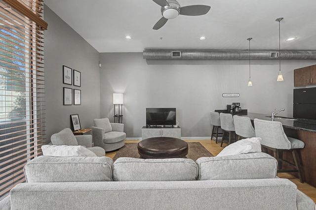 437 Monroe Ave Apt 106, Memphis, TN 38103