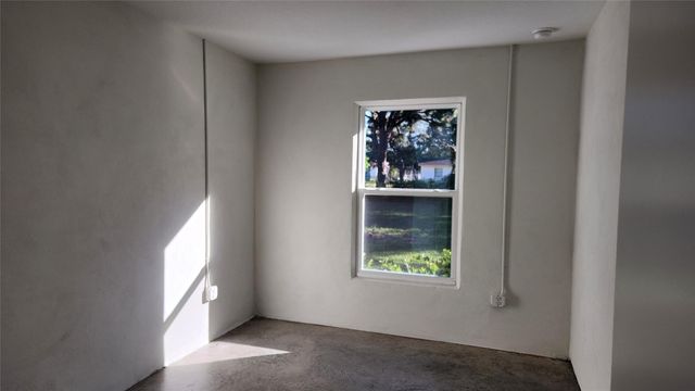 2703 Avenue G A, Fort Pierce, FL 34947