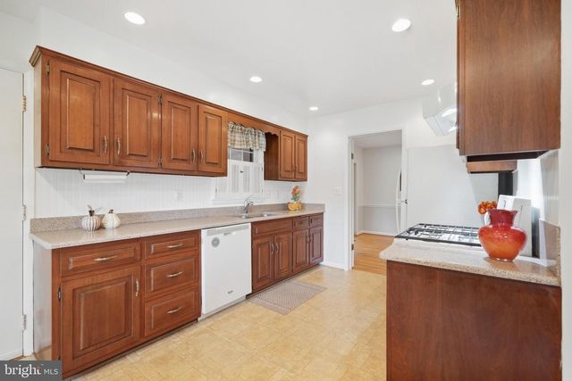 10912 BELLEHAVEN BLVD, Damascus, MD 20872