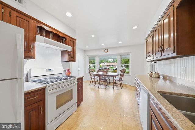 10912 BELLEHAVEN BLVD, Damascus, MD 20872