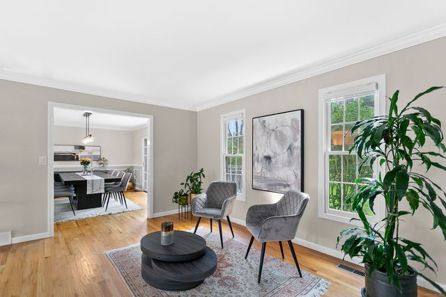 37 Kent Lane, Trumbull, CT 06611