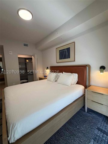 11 NE 6th St 705, Miami, FL 33132