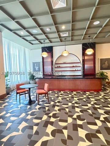 11 NE 6th St 705, Miami, FL 33132