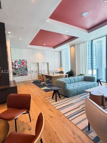 11 NE 6th St 705, Miami, FL 33132