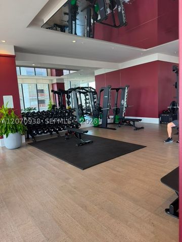 11 NE 6th St 705, Miami, FL 33132