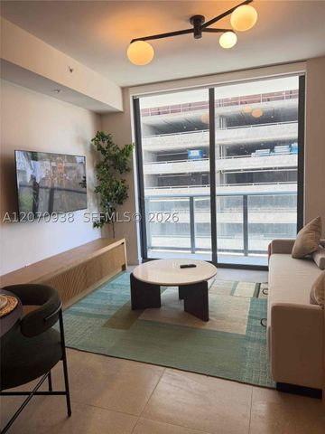 11 NE 6th St 705, Miami, FL 33132