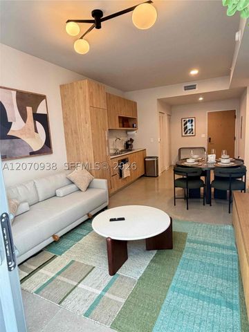 11 NE 6th St 705, Miami, FL 33132