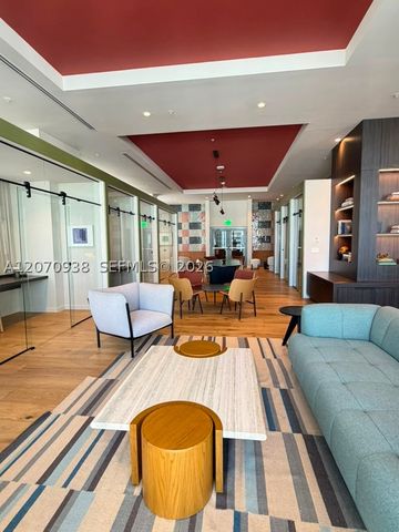 11 NE 6th St 705, Miami, FL 33132