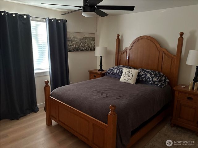 180 Moss Lane, Burlington, WA 98233