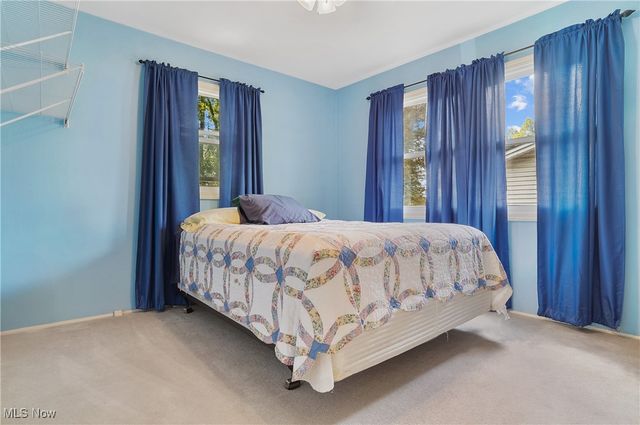 238 Valleyview Drive, Kent, OH 44240