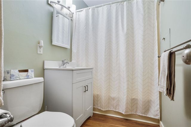 238 Valleyview Drive, Kent, OH 44240