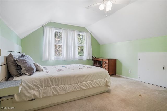 238 Valleyview Drive, Kent, OH 44240