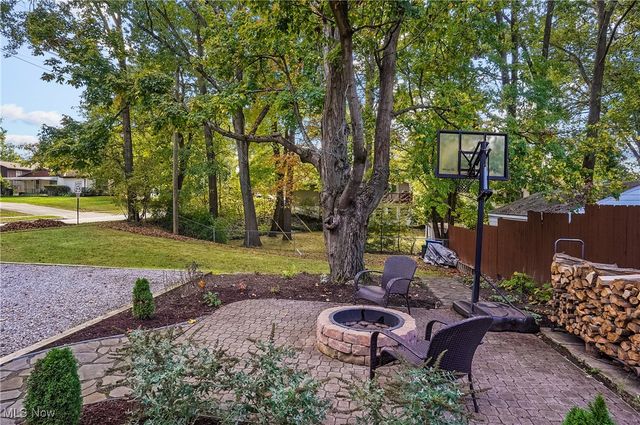 238 Valleyview Drive, Kent, OH 44240