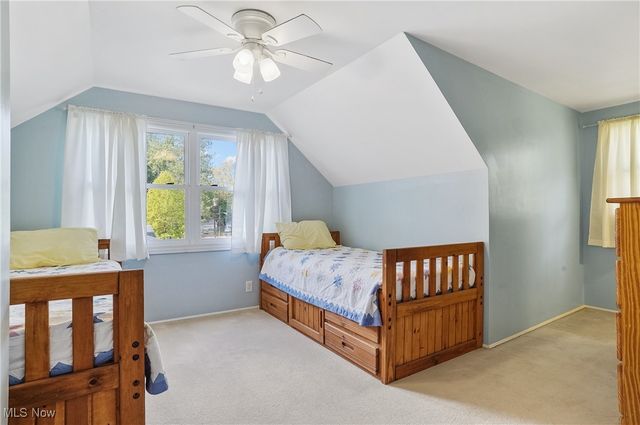 238 Valleyview Drive, Kent, OH 44240